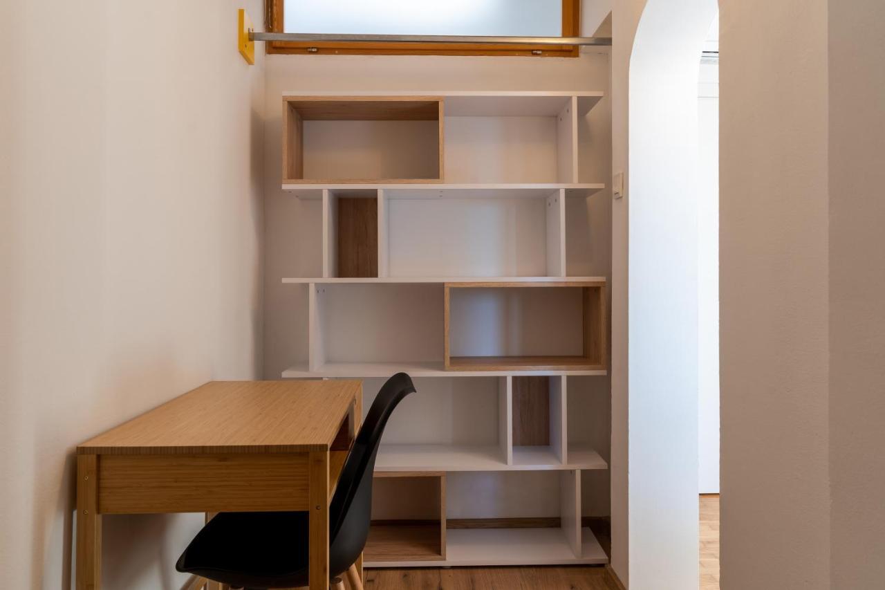 Pepper Penthouse - Luxurious Duplex Apartment, 50M From The Bacvice Sand Beach Split Bagian luar foto