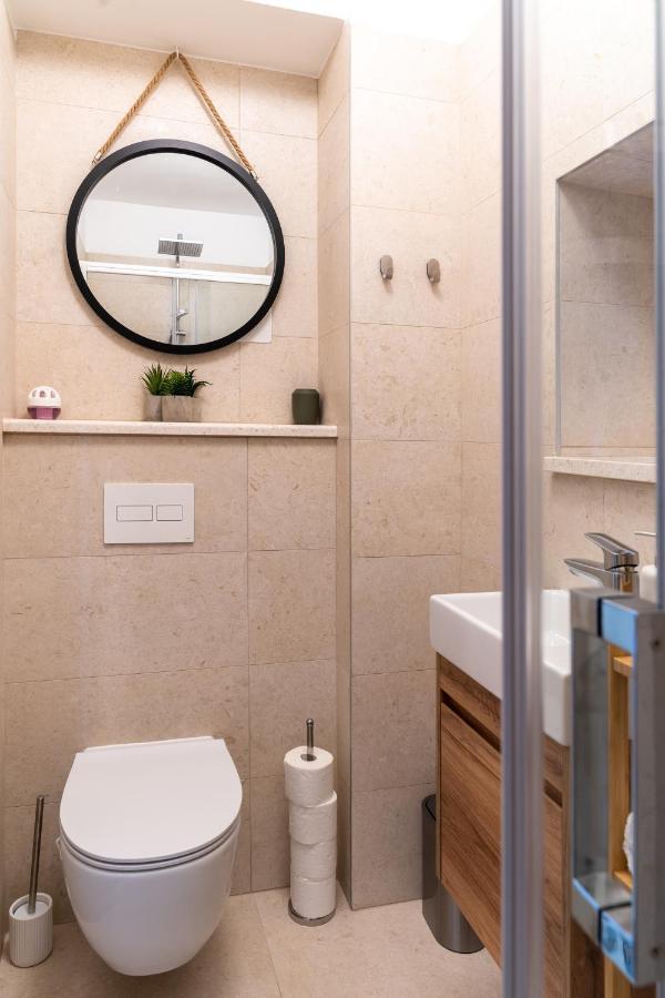 Pepper Penthouse - Luxurious Duplex Apartment, 50M From The Bacvice Sand Beach Split Bagian luar foto