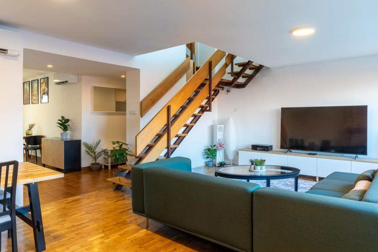 Pepper Penthouse - Luxurious Duplex Apartment, 50M From The Bacvice Sand Beach Split Bagian luar foto
